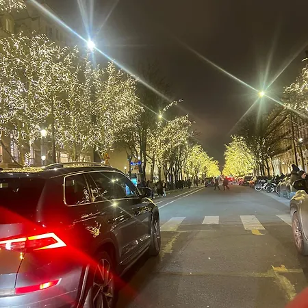 Luxury Loft Champs Elysee Apartment
